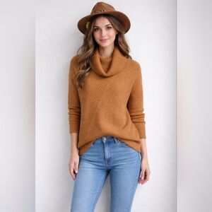 Ann Taylor Size M Wool Alpaca Caramel Pullover Oversized Knit Sweater Chunky